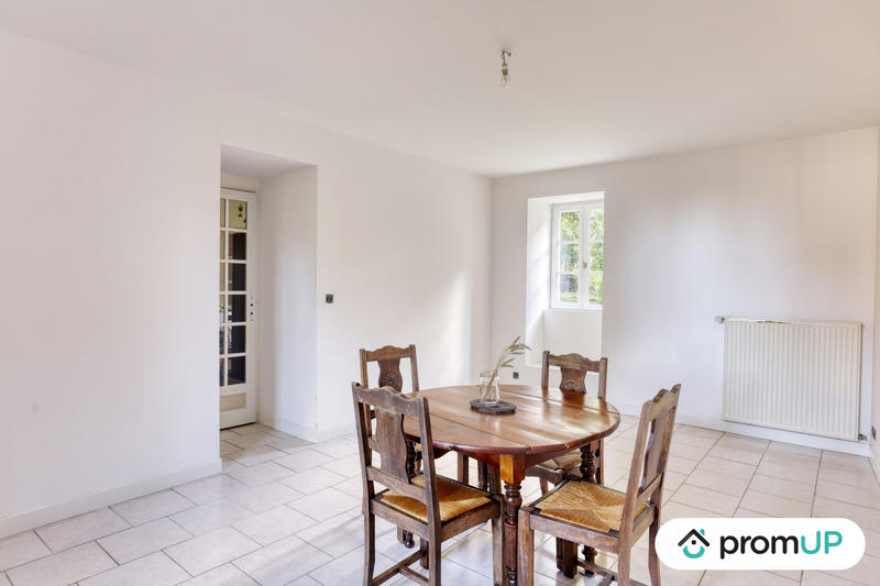 Maison - 104 m² - 4 pièces