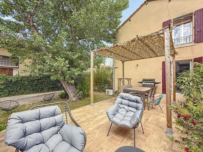 Maison - 90 m² - 4 pièces