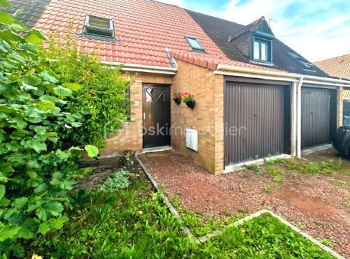 Maison - 75 m² - 5 pièces