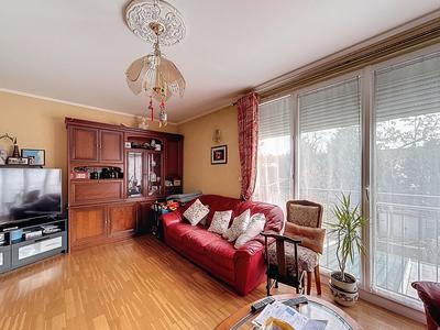 Maison - 107 m² - 7 pièces