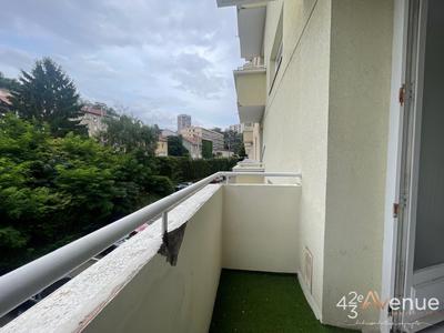 Appartement - 81 m² - 4 pièces