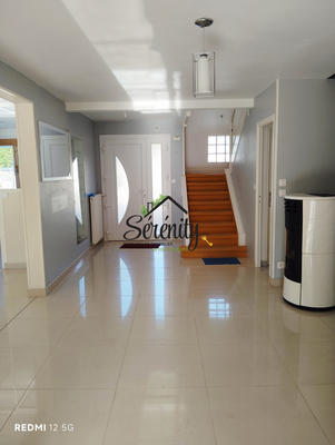 Maison contemporaine - 143 m² - 5 pièces