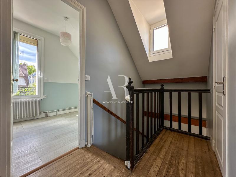 Maison - 95 m² - 3 pièces