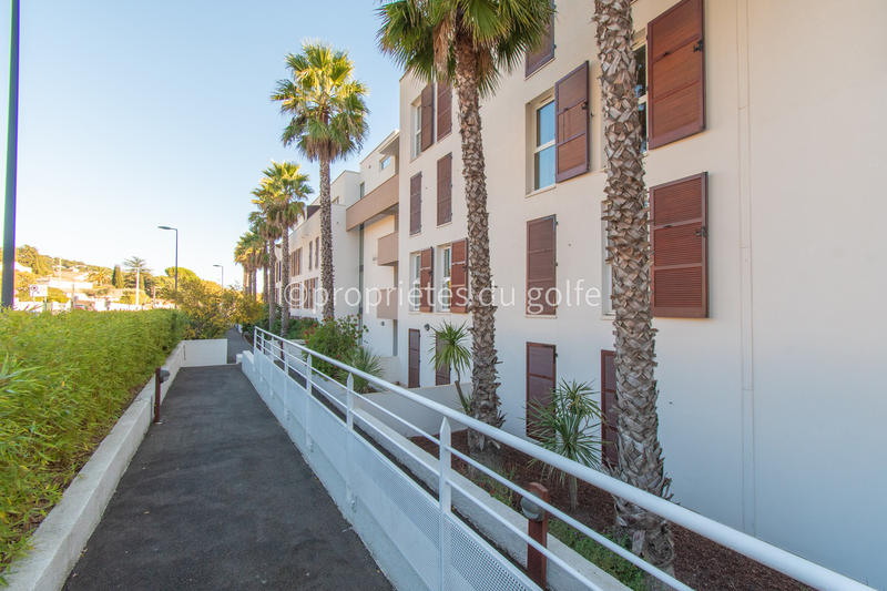 Appartement - 101 m² - 4 pièces