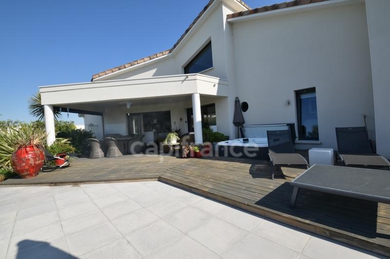 Villa - 160 m² - 5 pièces
