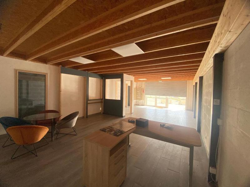 Local commercial - 168 m²