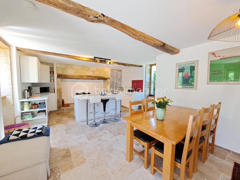 Demeure - 283 m² - 10 pièces