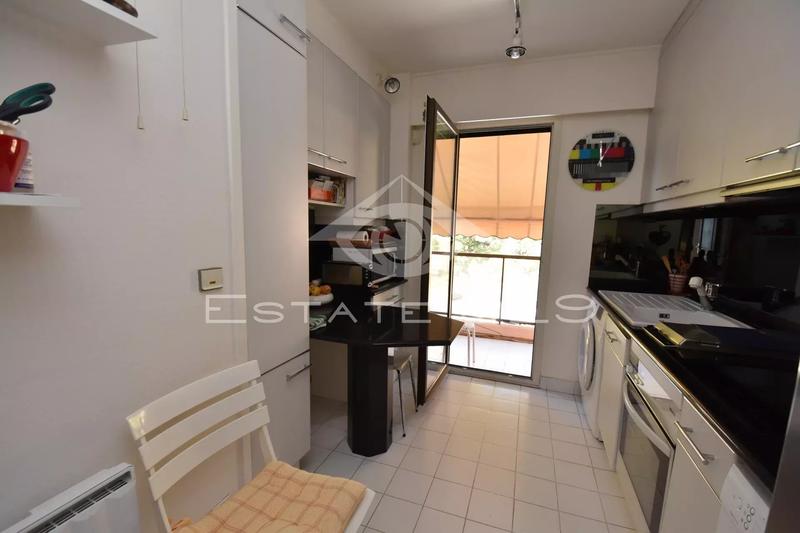 Appartement - 80 m² - 3 pièces