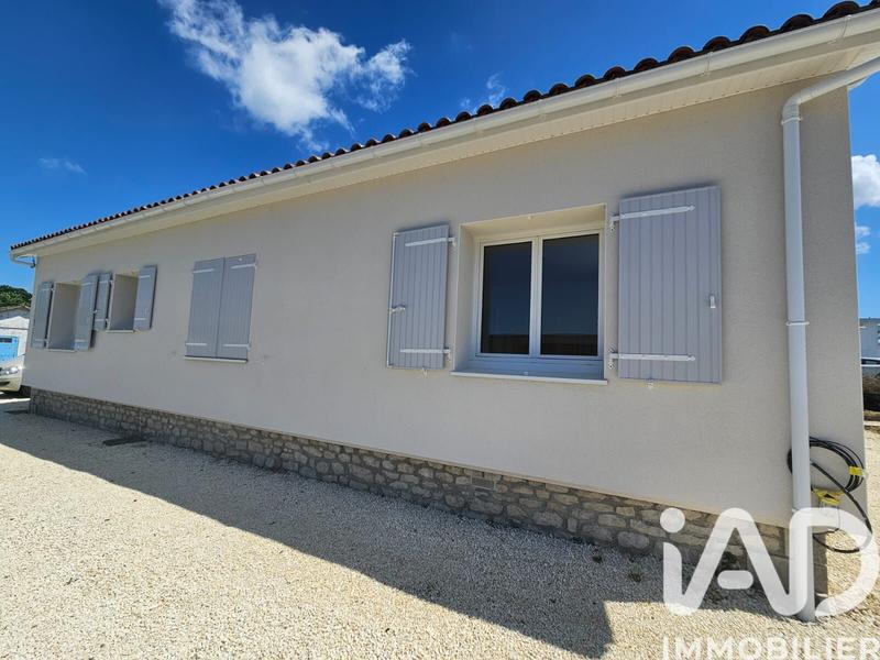 Maison - 98 m² - 5 pièces