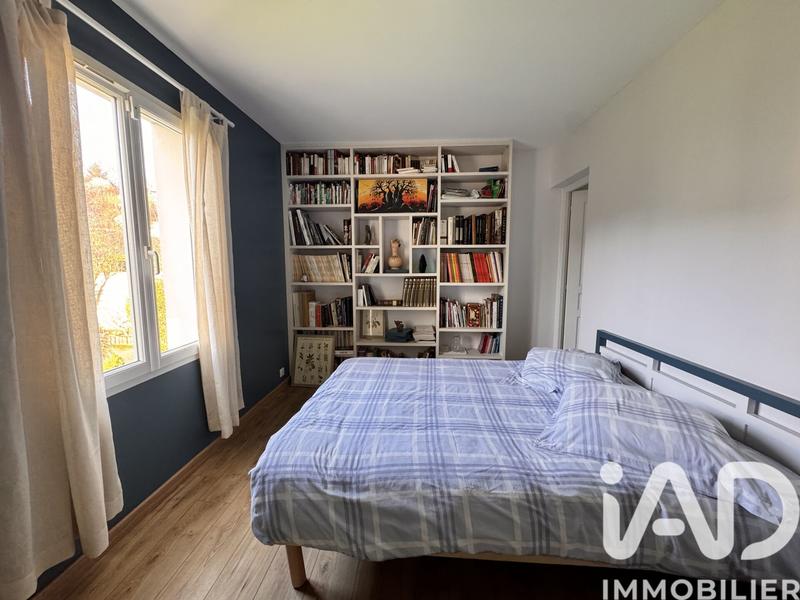 Maison - 214 m² - 8 pièces