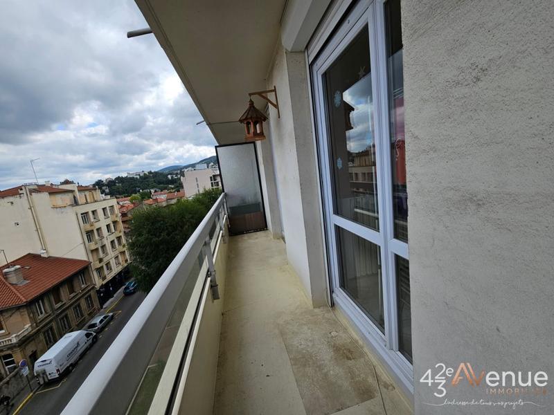 Appartement - 107 m² - 5 pièces