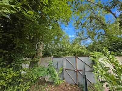 Terrain constructible - 480 m²