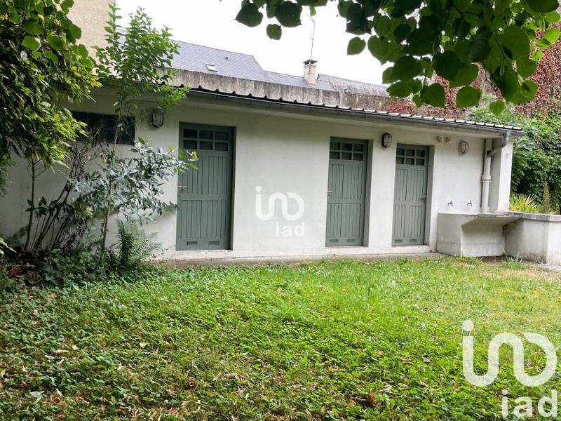 Maison - 527 m² - 5 pièces