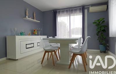 Maison - 152 m² - 9 pièces