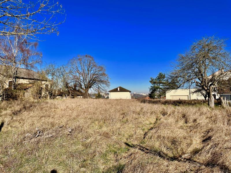 Maison - 300 m² - 1 pièce