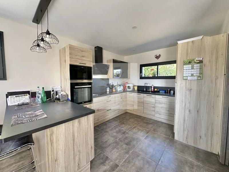 Maison - 130 m² - 5 pièces