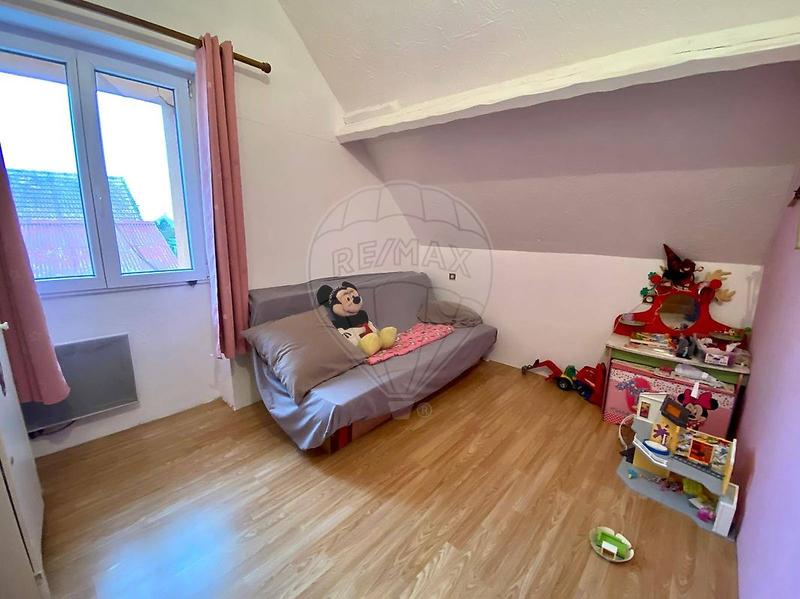 Maison - 88 m² - 4 pièces