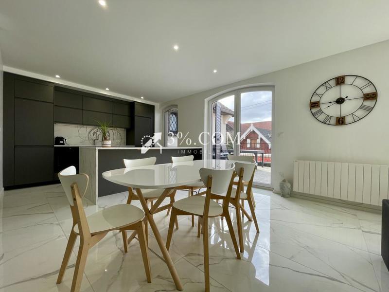 Appartement - 85 m² - 3 pièces