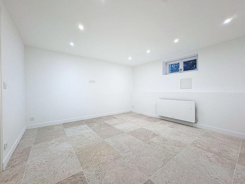 Maison - 141 m² - 7 pièces