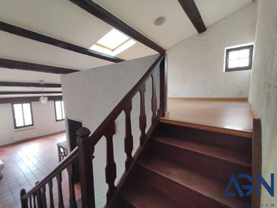 Appartement - 91 m² - 3 pièces