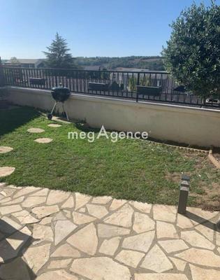 Maison - 80 m² - 5 pièces