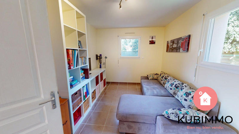 Maison traditionnelle - 175 m² - 8 pièces