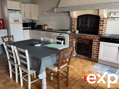 Maison - 212 m² - 7 pièces