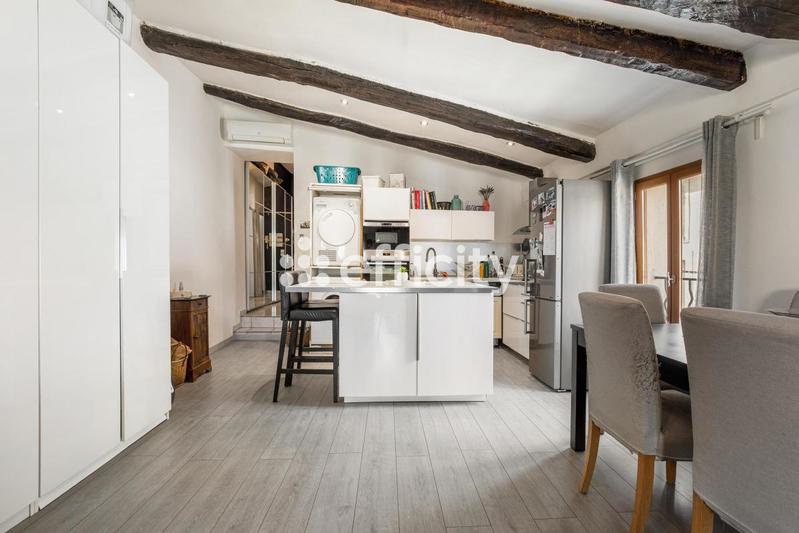 Appartement - 64 m² - 3 pièces