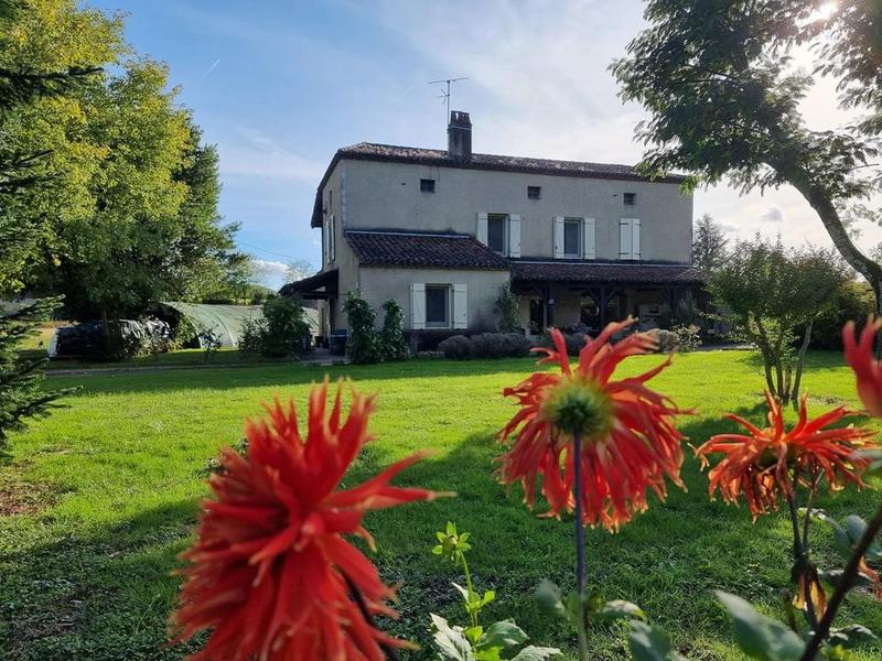 Corps de ferme - 139 m² - 4 pièces