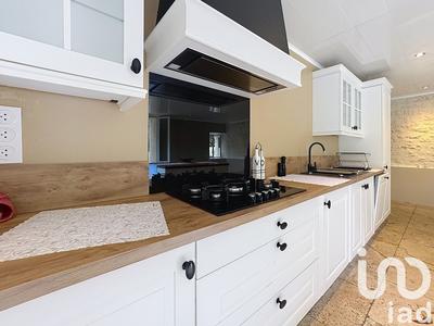 Maison - 230 m² - 5 pièces