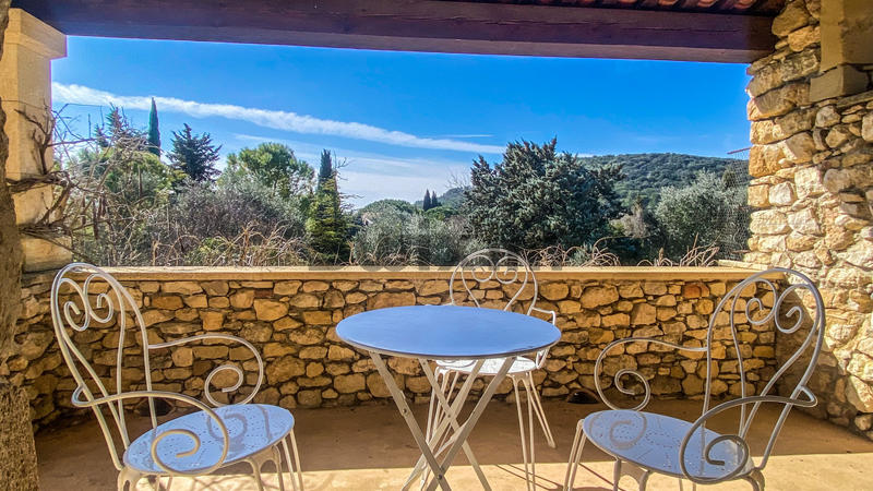 Mas - 185 m² - 7 pièces