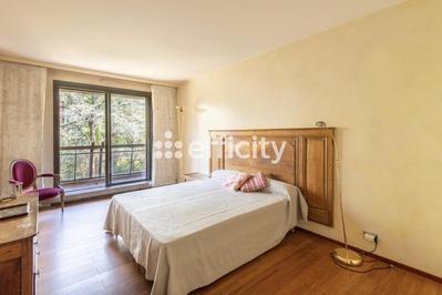 Appartement - 148 m² - 5 pièces