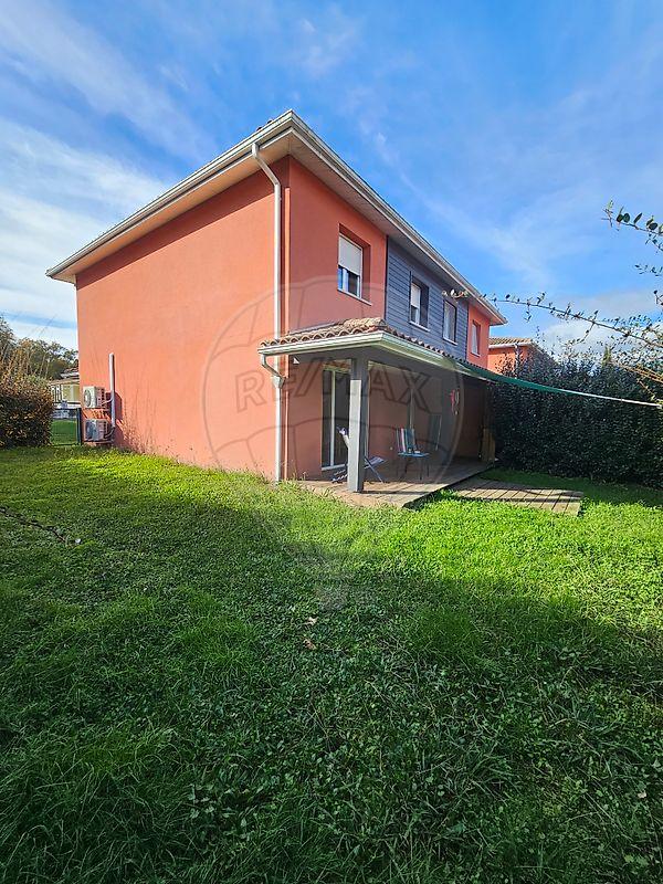 Maison - 84 m² - 4 pièces