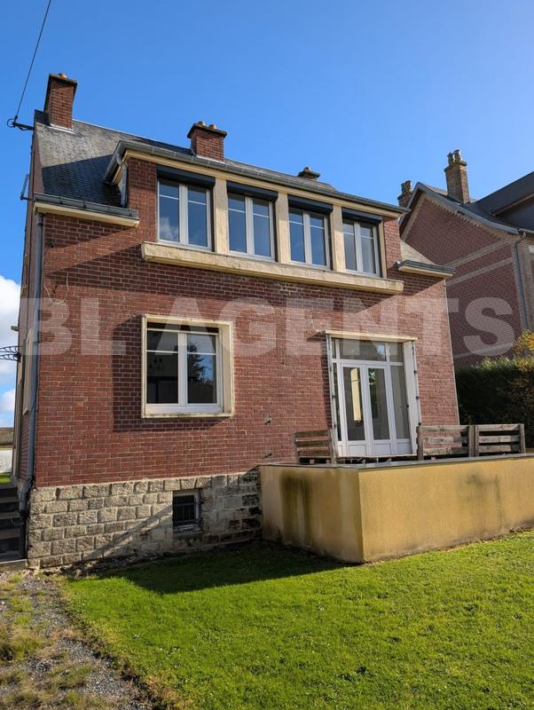 Maison - 105 m² - 5 pièces