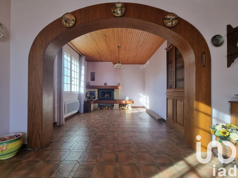 Maison - 210 m² - 7 pièces