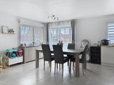 Appartement - 81 m² - 5 pièces