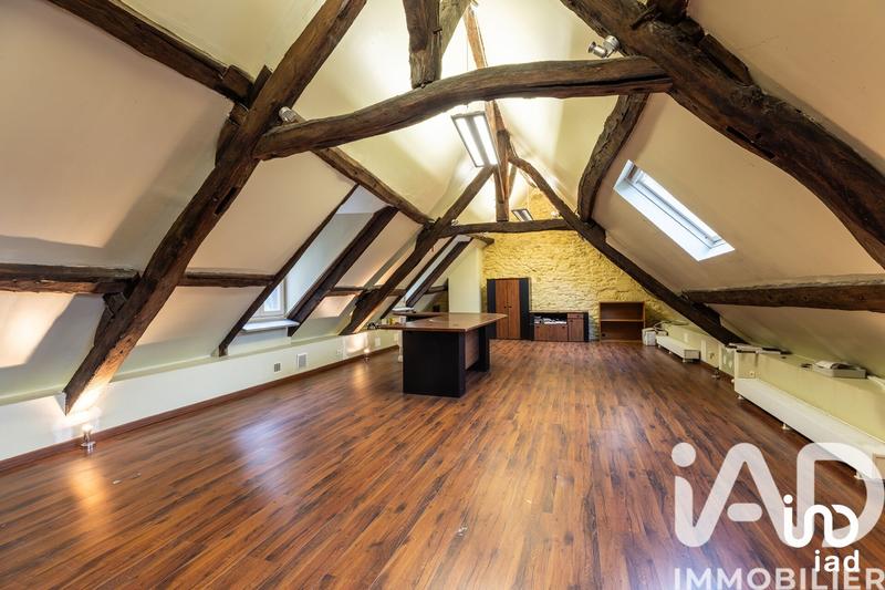 Maison - 280 m² - 13 pièces