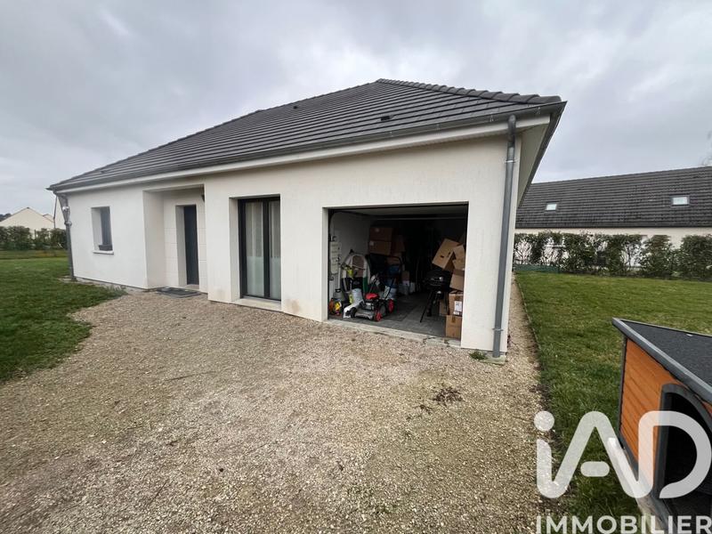 Maison - 90 m² - 4 pièces