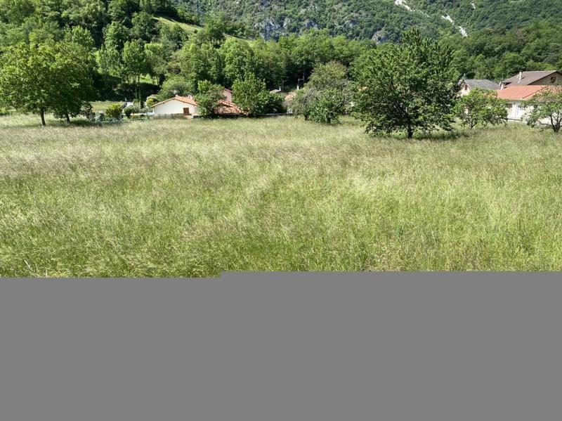 Terrain - 3 370 m²