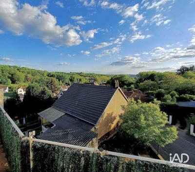 Maison - 174 m² - 5 pièces