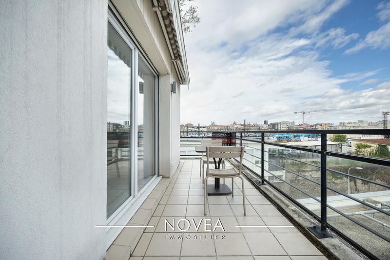 Appartement - 85 m² - 4 pièces