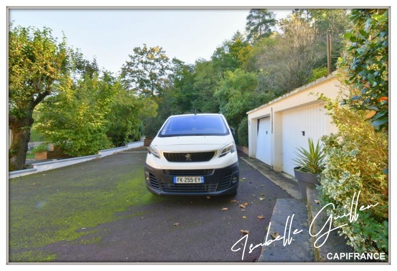 Propriété - 301 m² - 5 pièces