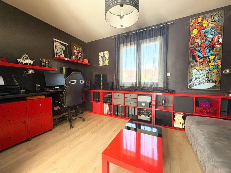 Maison - 141 m² - 6 pièces