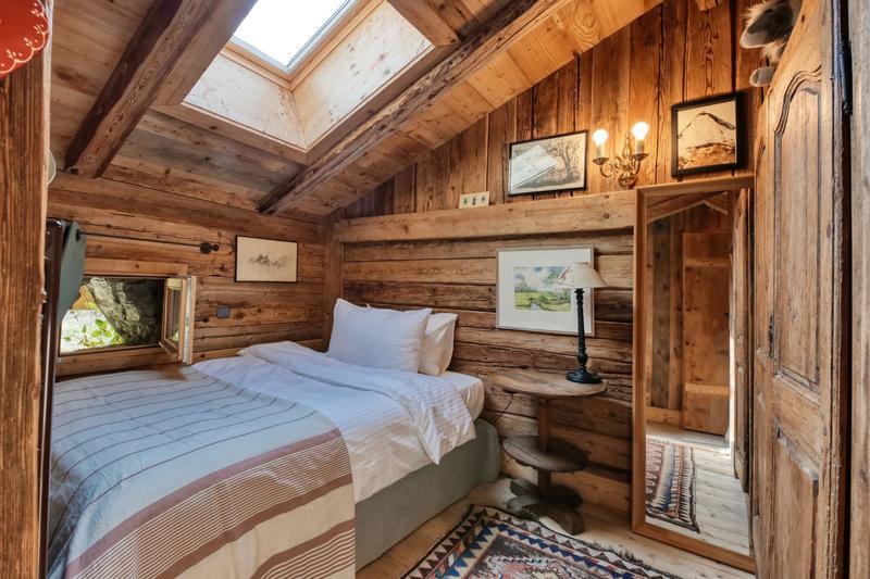 Châlet - 365 m² - 15 pièces