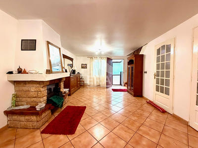 Maison - 87 m² - 4 pièces