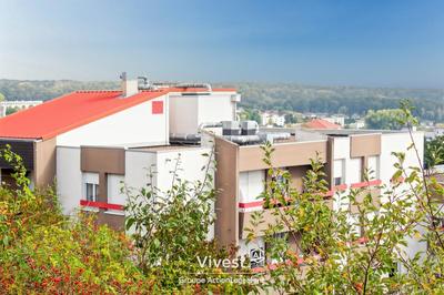 Appartement ancien - 70 m² - 3 pièces