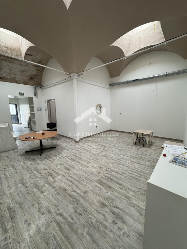 Loft - 131 m² - 5 pièces