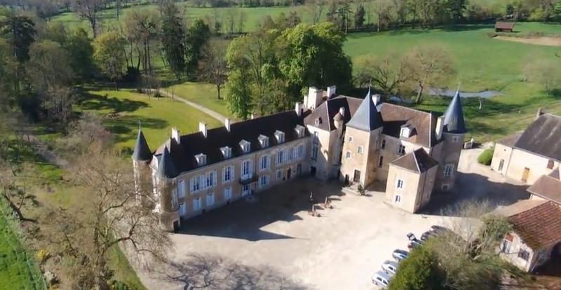 Manoir - 1 700 m² - 35 pièces