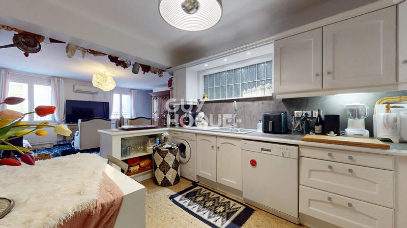 Maison - 98 m² - 5 pièces