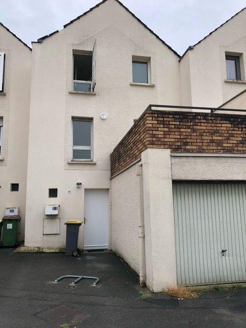 Maison - 88 m² - 4 pièces